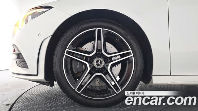 CLA- CLA250 4MATIC