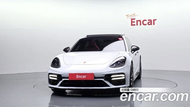(971) 4.0 GTS
