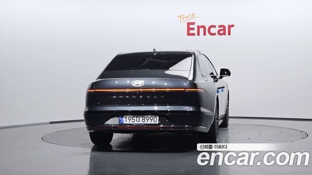 Grandeur 2.5 Benzină 2WD