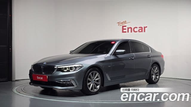 Seria 5 520i Luxury