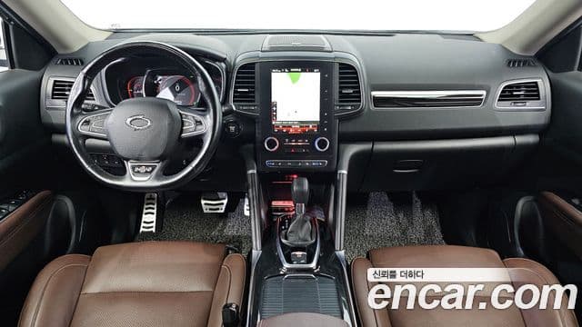 QM6 Motorină 4WD RE Signature