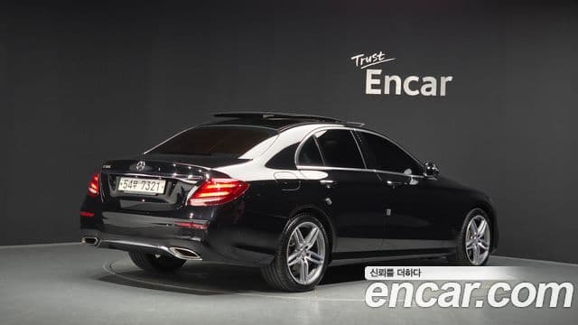 Clasa E E300 AMG Line