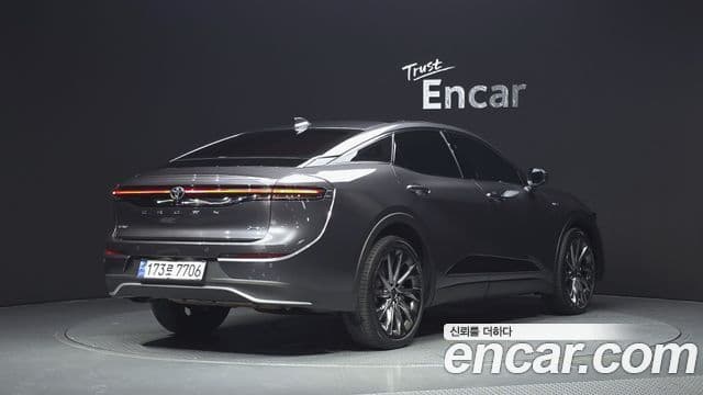 2.5 4WD Hybrid