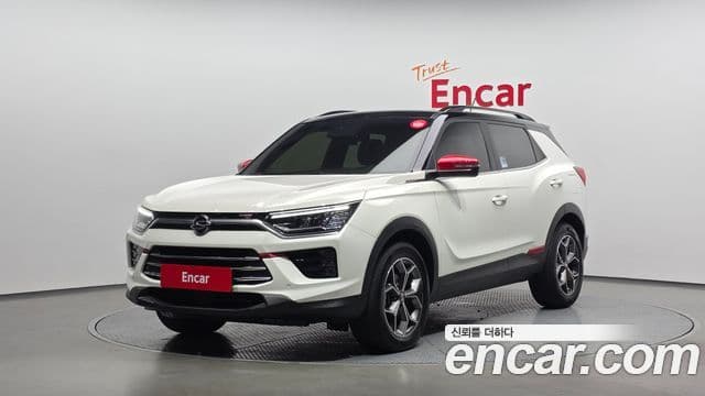 Beautiful Korando Benzină 1.5 2WD R-