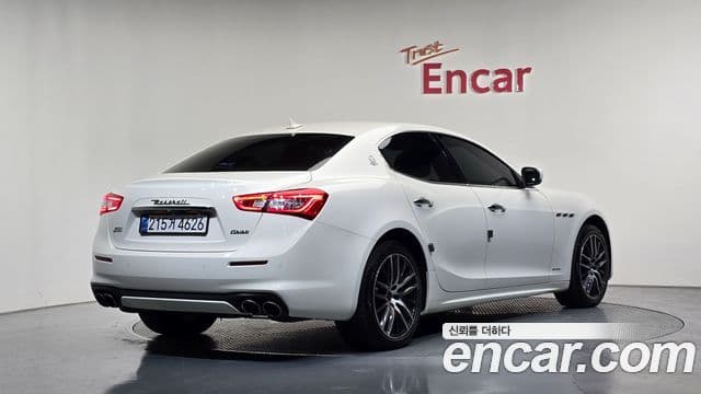 Ghibli 3.0 Gran Lusso
