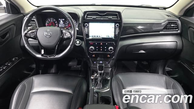 Very New Tivoli Benzină 1.5 2WD