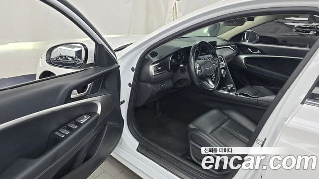 G70 Benzină 2.0T 2WD