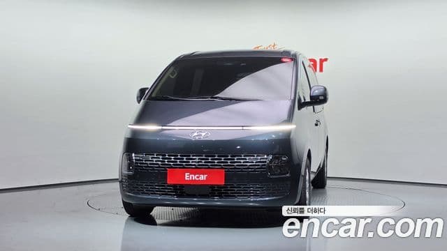 Staria L3.5 Cargo 5 locuri