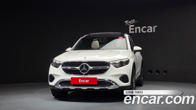 Clasa GLC GLC300 4MATIC Avantgarde