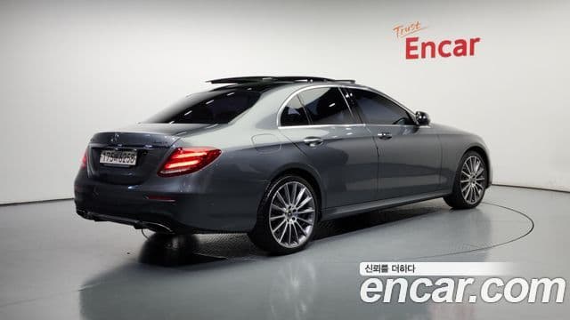 Clasa E E350 4MATIC AMG Line
