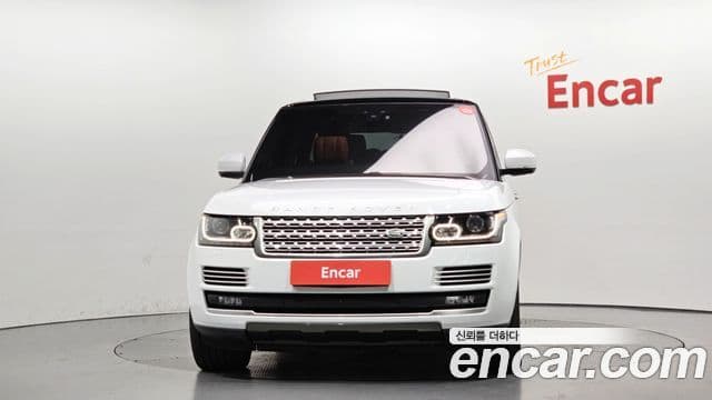 Range Rover 4.4 SDV8 AB Motorină