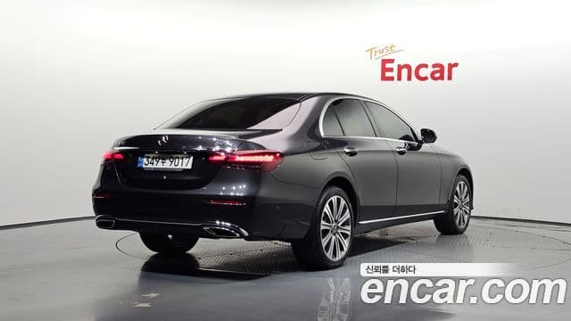 Clasa E E350 4MATIC Exclusive