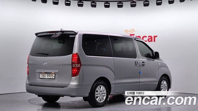 Grand Starex 12 locuri Wagon