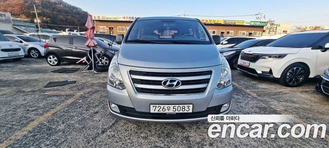 Grand Starex 12 locuri Wagon