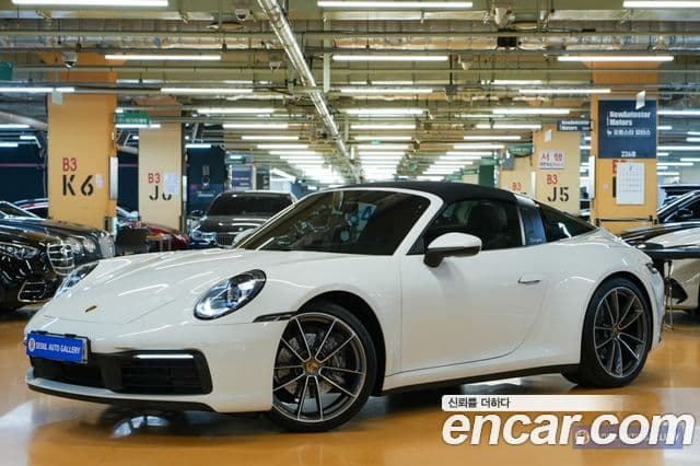 911 (992) 4