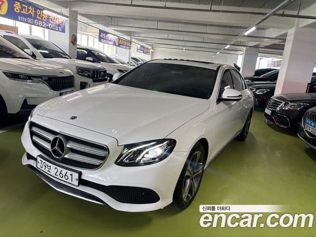 Clasa E E300 Avantgarde