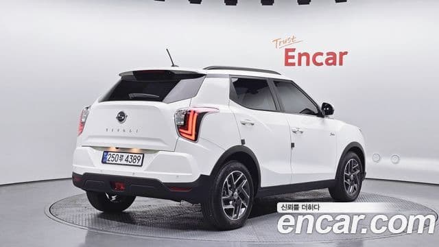 Very New Tivoli Benzină 1.5 2WD