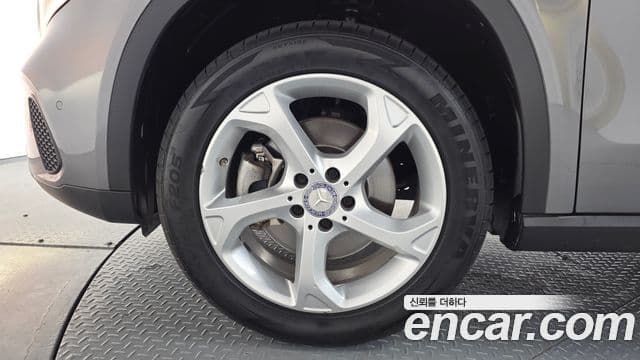 GLA- GLA220
