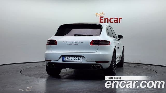 Macan 3.6 Turbo