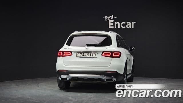 Clasa GLC GLC300 4MATIC