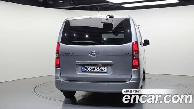 Grand Starex 3 locuri Van