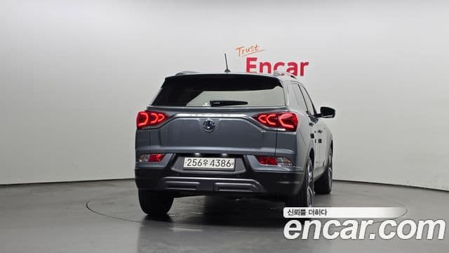 Beautiful Korando Benzină 1.5 2WD C5