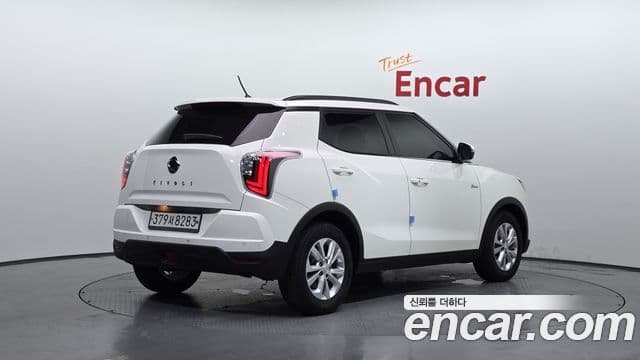 Very New Tivoli Benzină 1.5 2WD