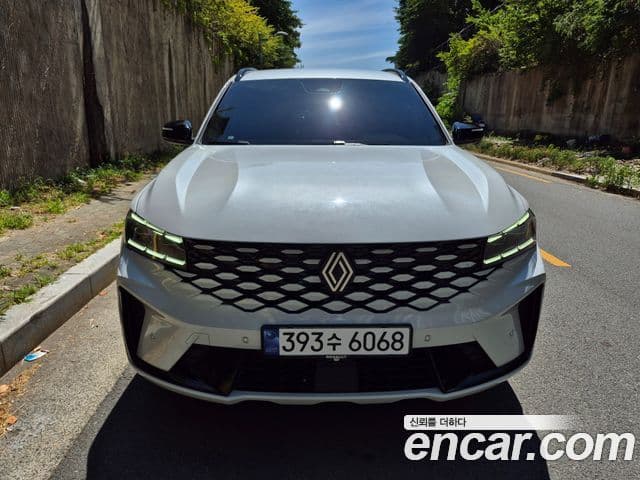 1.5 E-TECH Iconic 2WD