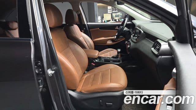 Sorento Motorină 2.0 2WD