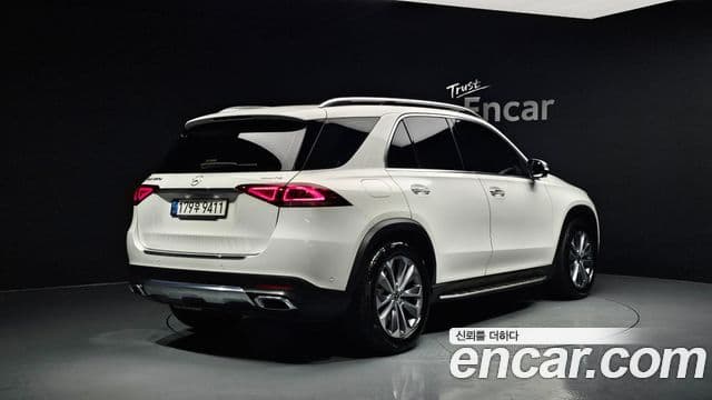 Clasa GLE GLE300d 4MATIC