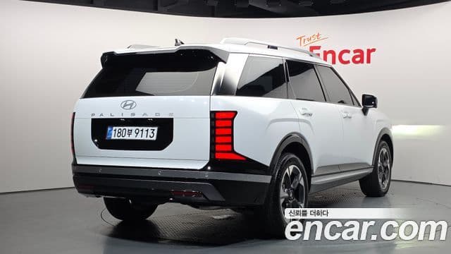 (LX3) Benzină 2.5T 2WD 9 locuri