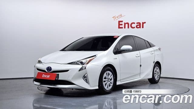 Prius 1.8 E