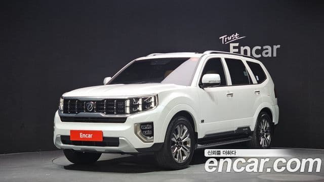 Mohave The Master Motorină 3.0 4WD 6 locuri