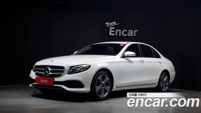 Clasa E E220d Avantgarde