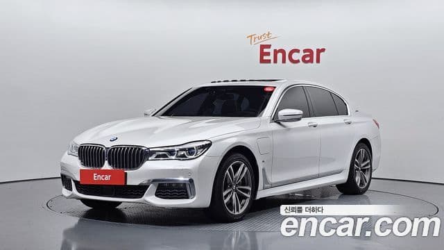 Seria 7 740e i M Sport