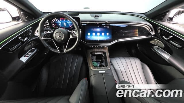Clasa E E300 4MATIC Exclusive