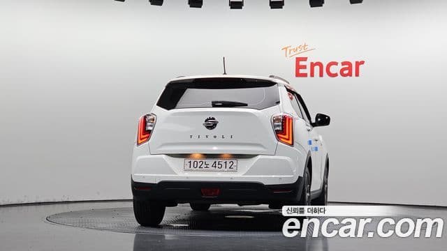 Very New Tivoli Benzină 1.5 2WD