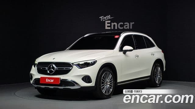 Clasa GLC GLC300 4MATIC Avantgarde
