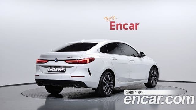 2 220i Sport
