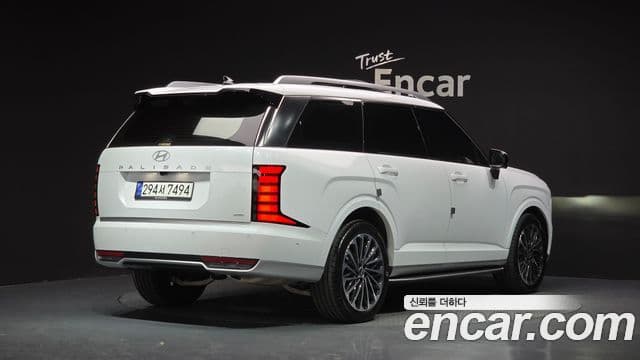 (LX3) Benzină 2.5T 4WD 9 locuri