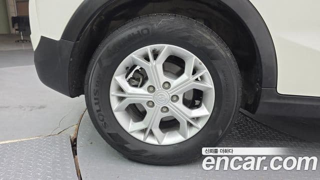 Very New Tivoli Benzină 1.5 2WD