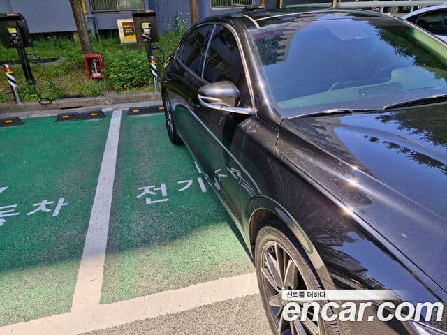 Grandeur 3.0 LPi (Rent-a-car)