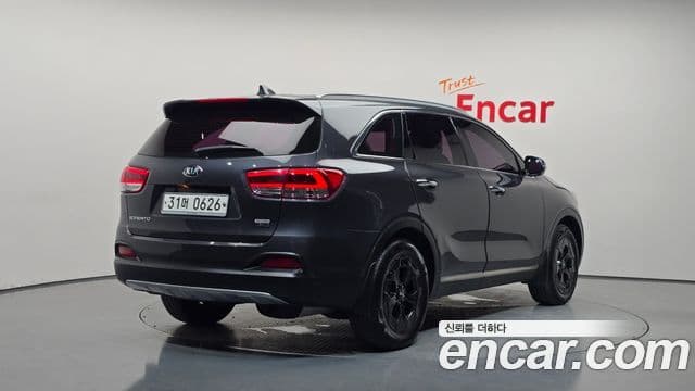 Sorento Motorină 2.0 4WD