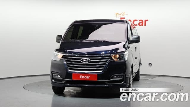 Grand Starex Van 5 locuri