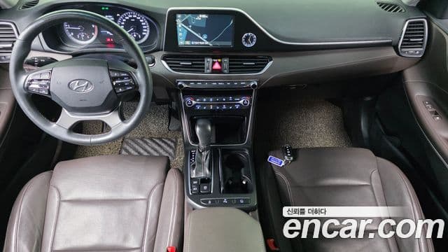 Grandeur 2.2 Motorină Premium