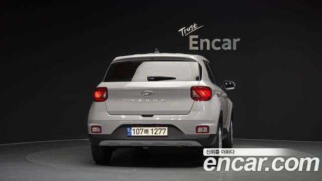 Venue 1.6 Smart