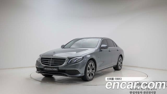 Clasa E E300 4MATIC Exclusive