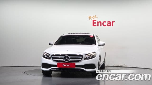 Clasa E E220d Avantgarde