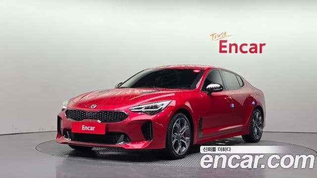 Stinger 2.2 Motorină AWD