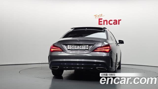 CLA- CLA250 4MATIC AMG Line